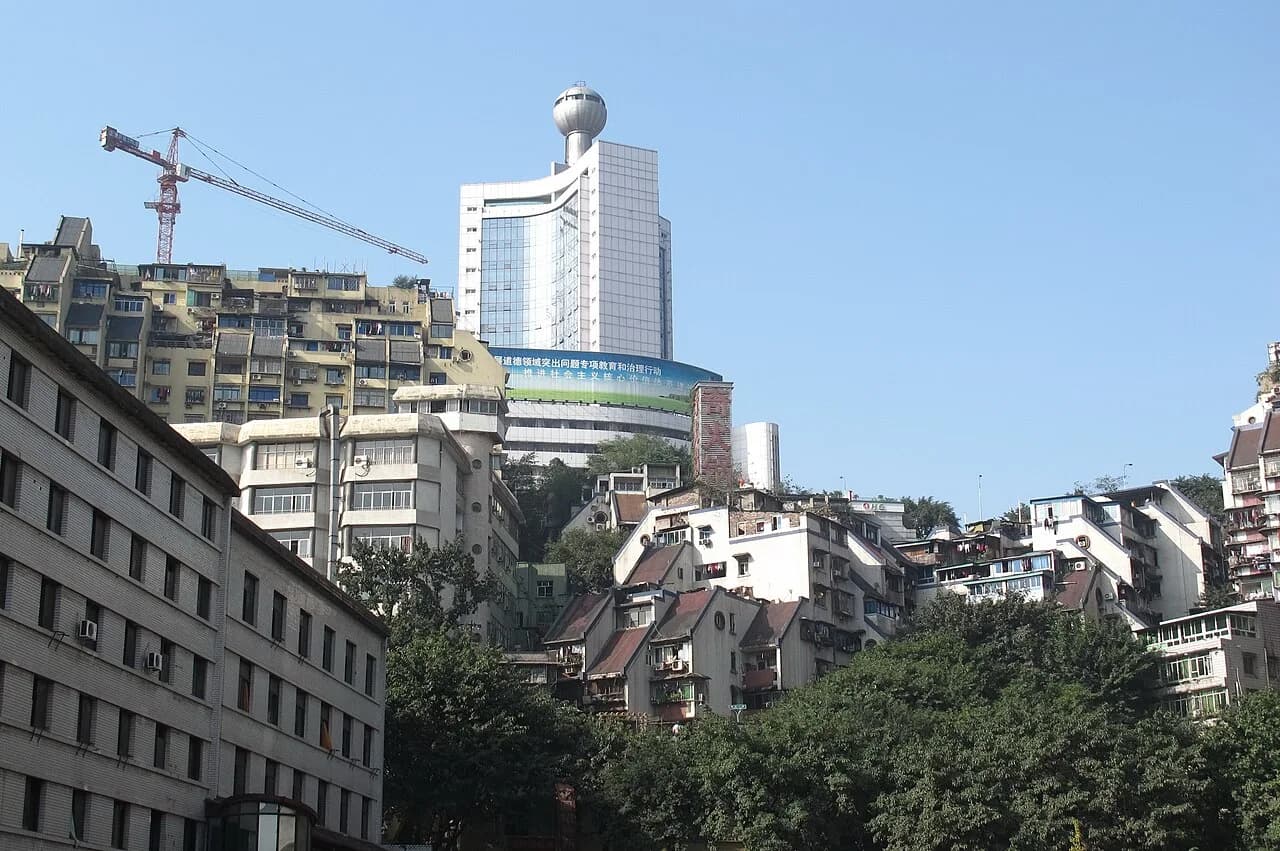 Chongqing Emergency Medical Center — Hospital exterior · photographed in 2012