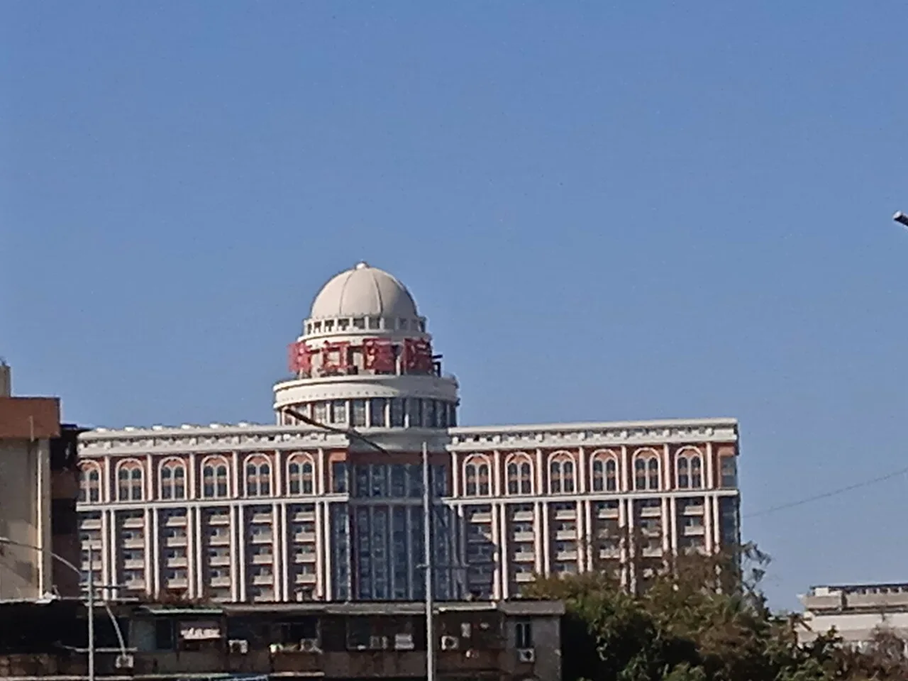 Zhujiang Hospital of Southern Medical University — Hospital exterior · photographed in 2021